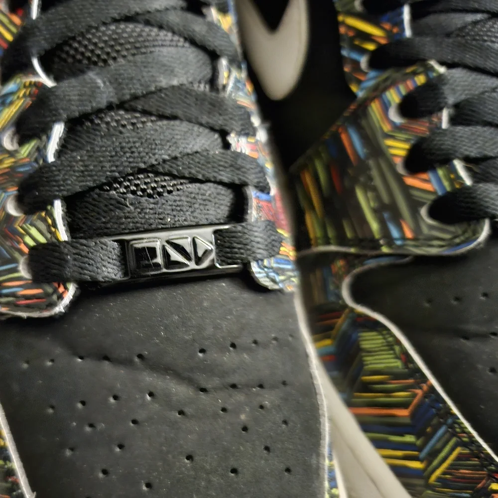 JORDAN 1 RETRO BHM (2016) (GS) - Picture 7 of 10